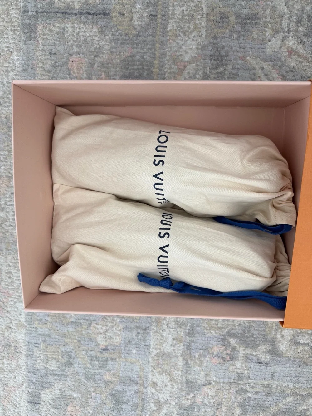 Louis Vuitton louis vuitton